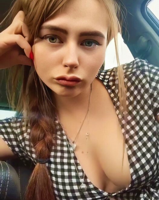 Индивидуалка Питера Маргарита с 4 размером груди предлагает интим услуги у метро Звенигородская  +7(981)827-05-47 